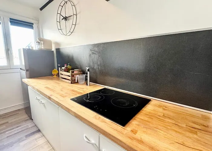 Apartment Chez Mamie Cloclo Calais